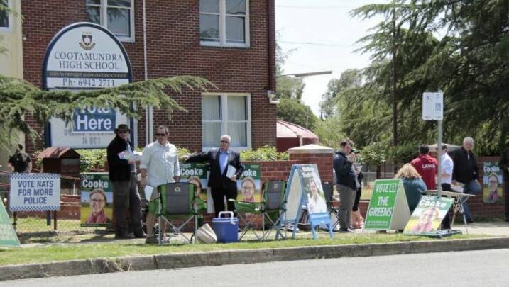 Byelection polling crowd at Cootamundra High School at the weekend. 