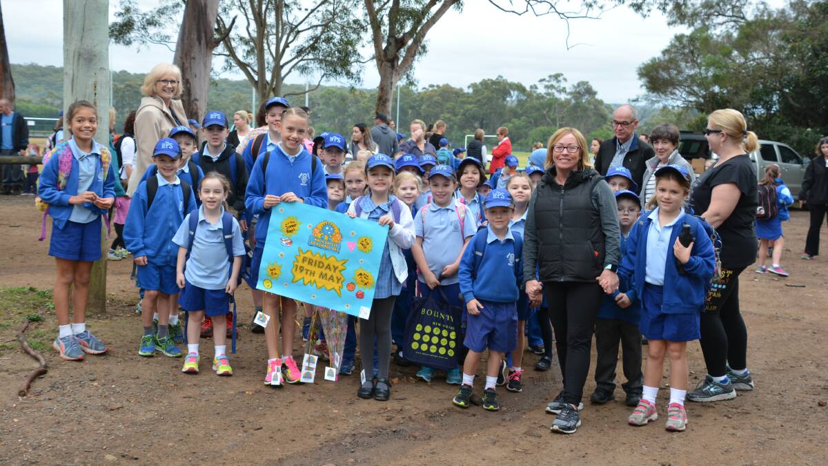 About 200 Winmalee Public School students took part in Walk Safely to School Day on May 19, walking along Hawkesbury Road from Summerhayes Park to the school.