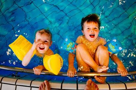 Swim safety for children is a key goal of Blue Mountains aquatic centres.