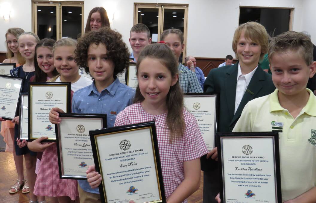 Eleven young leaders from Lower Mountains primary schools  with their Lower Blue Mountains Rotary Certificates of Recognition.