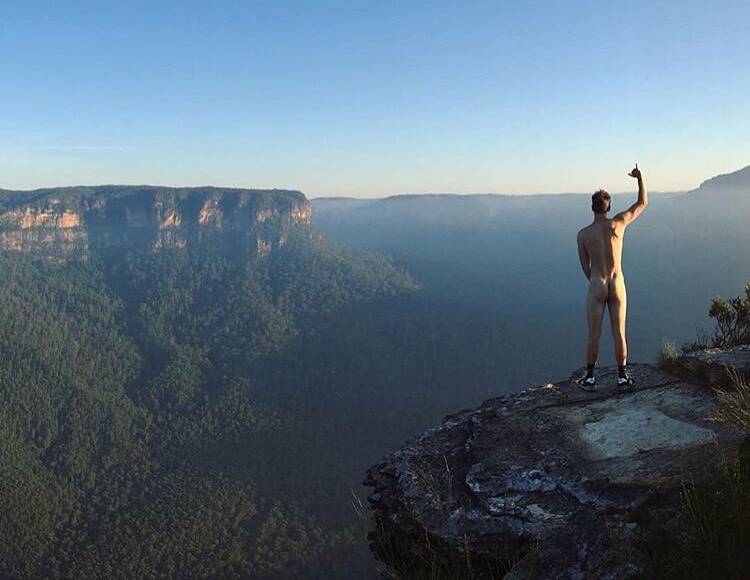 Blue Mountains images from Instagram page, @getnakedaustralia