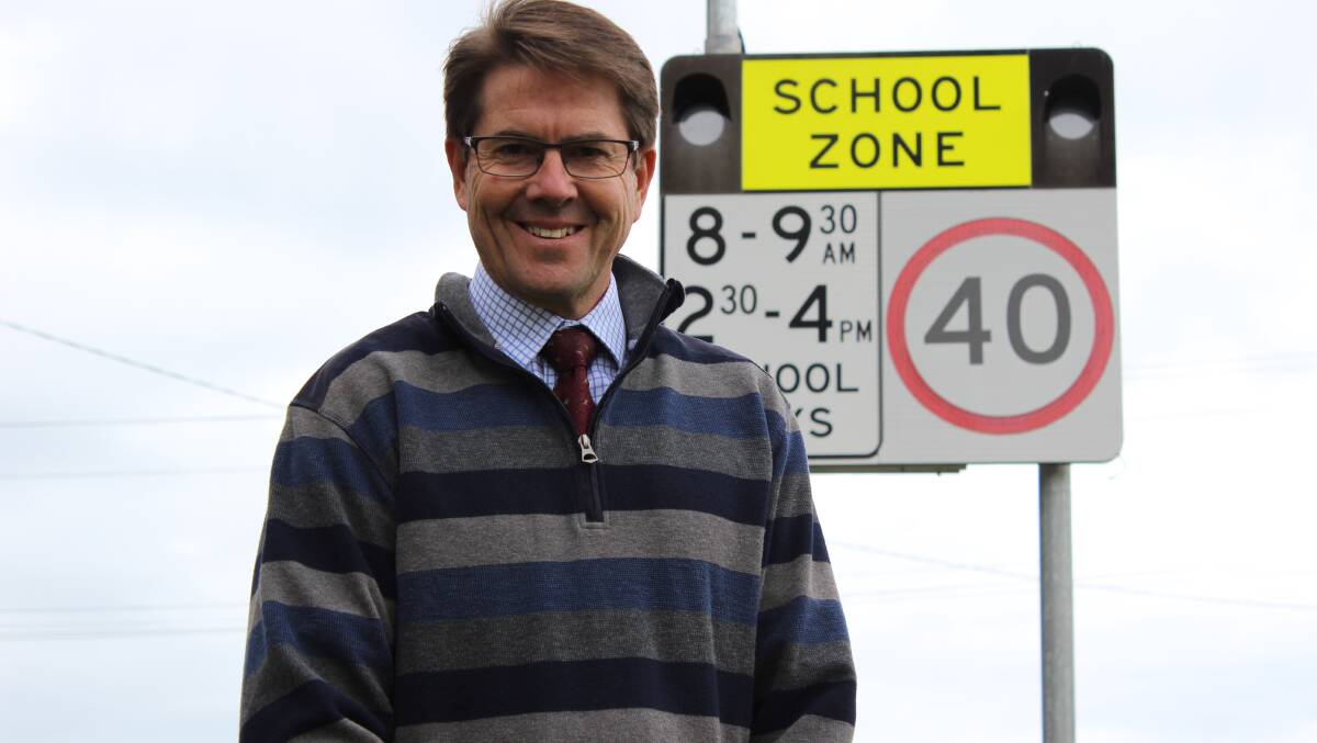 In his sights: Parliamentary Secretary for Regional Roads Kevin Anderson has announced five Mountains schools will receive school zone flashing lights.