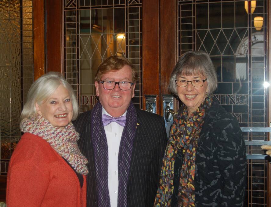 Kerry Fryer, Maurice Cooper and Robyn Yates are organising the 10th anniversary dinner fundraiser for Blue Mountains Cancer Help Inc. at the Carrington Hotel Thursday, May 28.