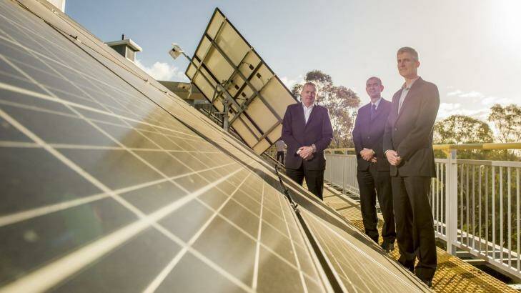 Ivor Frischknecht (right), head of the Australian Renewable Energy Agency, at a launch last year of a study into using batteries to bolster solar power. Photo: Jay Cronan