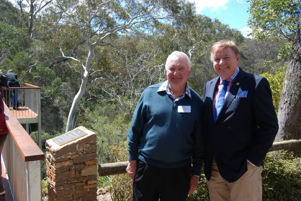 Dick Harris, with fellow garden guru Graham Ross, at the plaque commemorating the new Dick Harris Lookout.