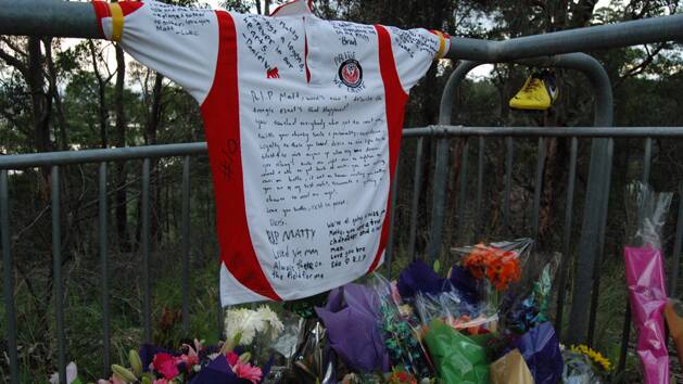 Tributes to Matt Dyer at Hawkesbury Lookout.