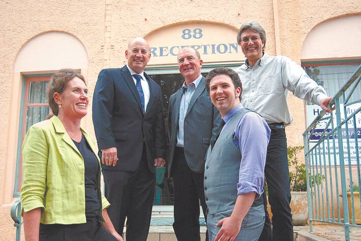 Labor spokeswoman for the Blue Mountains Trish Doyle, Opposition leader John Robertson,  president of the Blue Mountains Accommodation and Tourism Association Eric Sward, Hotel Blue's Chris Cannell and Biznet president Vent Thomas.