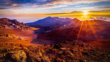 Hawaii time: Is this the world's most magnificent sunrise? You be the judge