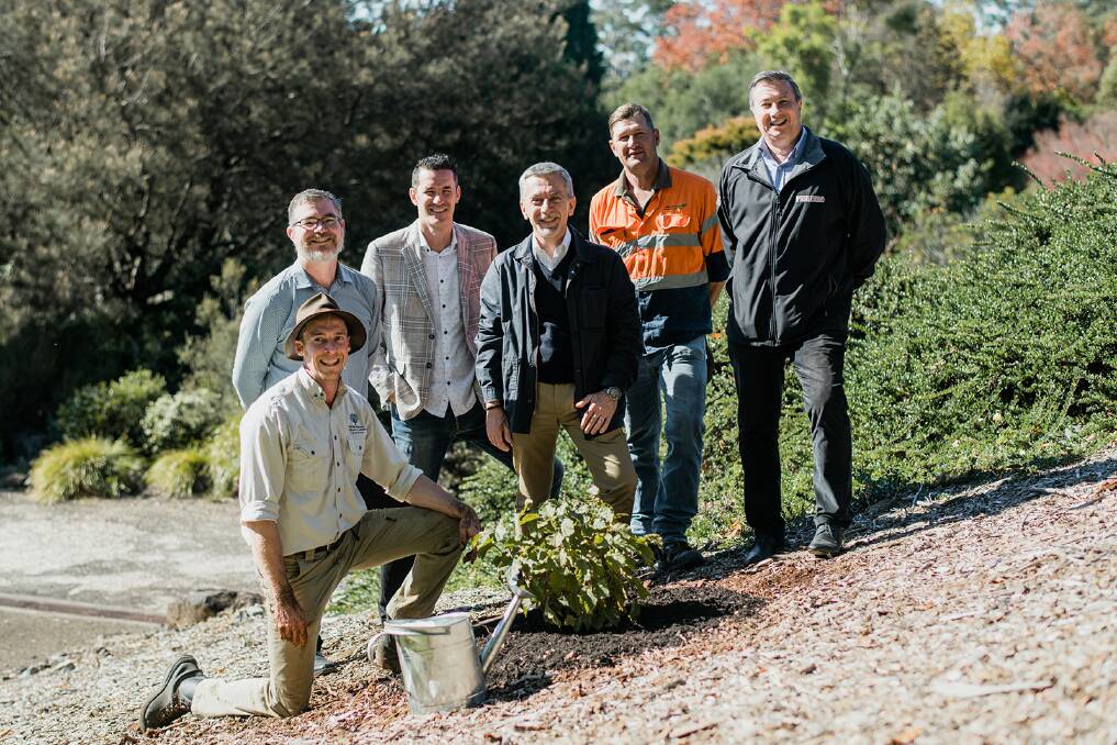 Backrow: Greg Birth, Curator Manager, Blue Mountains Botanic Gardens, Angelo Salido, Human Resources Manager Lithgow Plant, Ferrero Australia, Shannon Reavley, Agronomist Assistant, Agri Australis, and Derek Lath, Institutional Affairs Director, Ferrero Australia, and front: Ian Allan, Supervisor Woodland/Turf, Blue Mountains Botanic Gardens. 