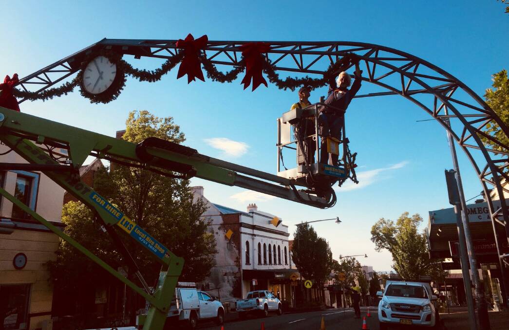Christmas cheer: Team effort by Katoomba Chamber and Blue Mountains Council to decorate the clock arch