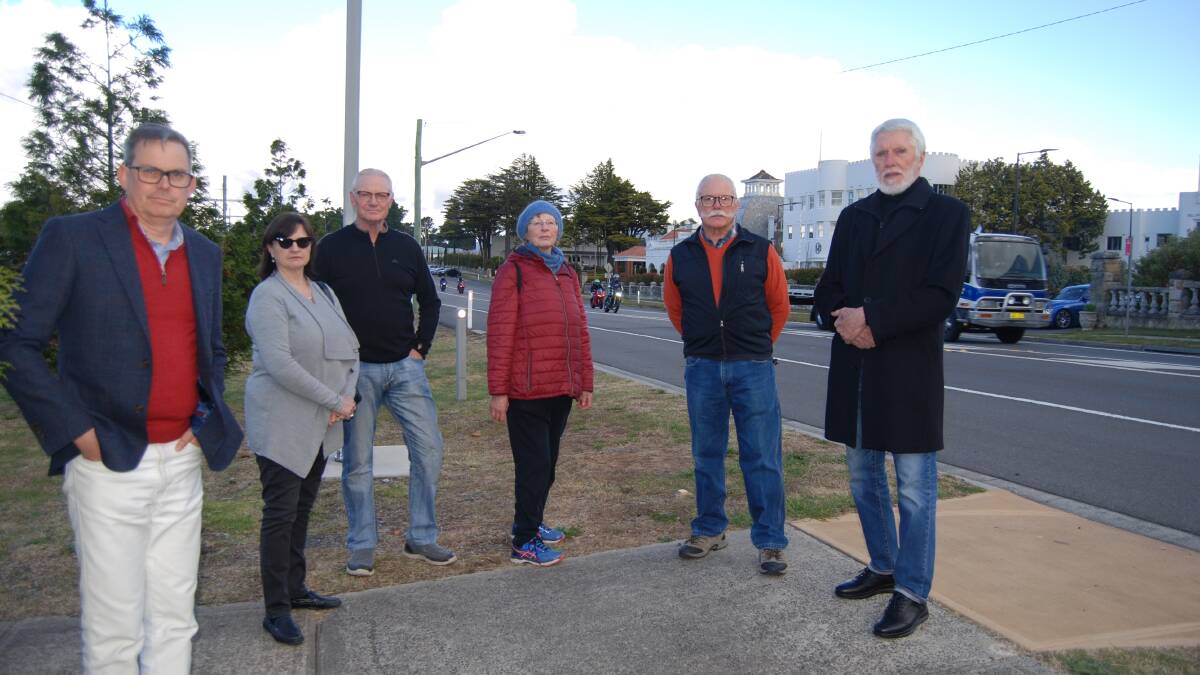 Michael Paag, Susan and Stephen Caswell, Vera Hartley, Russell Brown and Shane Porteous on the highway at Medlow Bath.