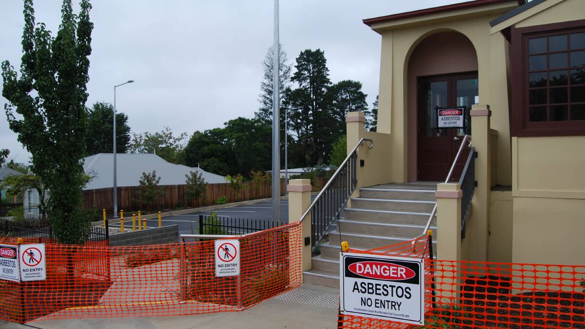 Asbestos warning at Lawson carpark. File photo.