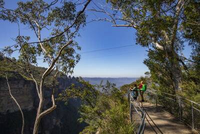 View of Blue Mountains National Park from Furber Steps.