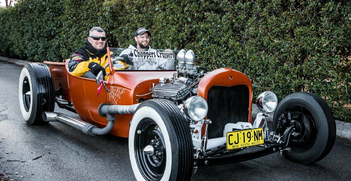A T-bucket is a hot rod, based on a Ford Model T built from 1915 to 1927, but extensively modified. Picture by Sydney Lens 