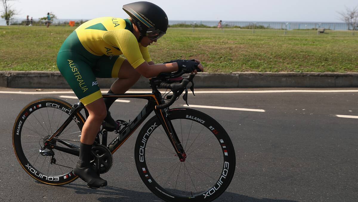 Competitive: Amanda Reid in action during the women's time trial at the 2016 Rio Paralympics. Photo: Buda Mendes