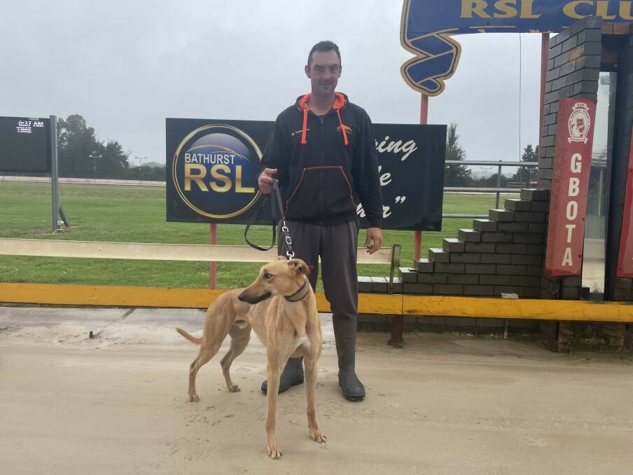 Trainer Nathan Doggett with Peeks Star at the Bathurst track. Photo: Supplied