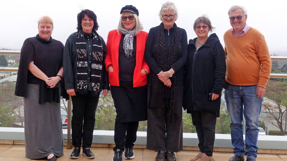 The 2021/22 MAPBM Committee (from left): Diana Robson, Vivienne Dadour, Beata Geyer, Fiona Davies, Sheona White and Alex Gooding. Not present, Rebecca Waterstone.