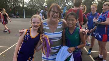 Federal Member for Macquarie Susan Templeman with young netballers at Lapstone. File picture