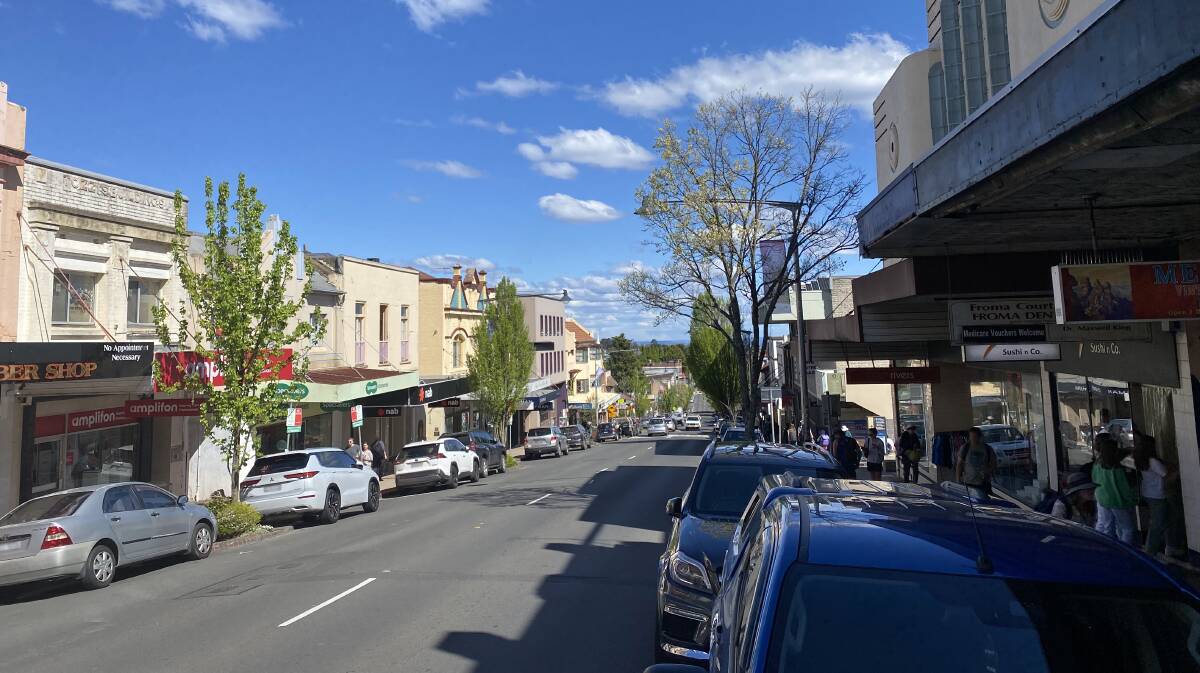 The Blue Mountains is experiencing a surge in tourism. Photo taken in Katoomba on a weekday in September.