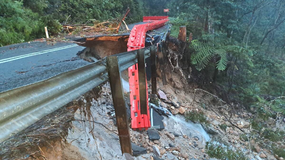 The landslide that closed access to the Megalong Valley on Friday night, April 5. Picture Blue Mountains City Council