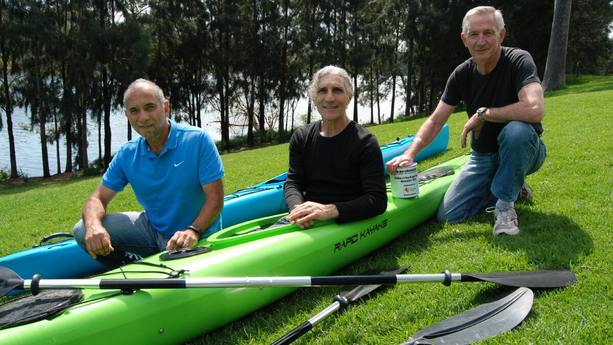 The kayaking event called WOMDOMNOM [Wellington on Macquarie, Dubbo on Macquarie and Narromine on the Macquarie] raises funds for the Black Dog Institute