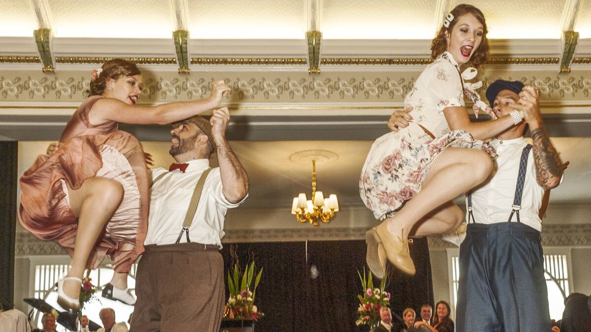 Torrential rain did not douse the enthusiasm of vintage costume-clad revelers at annual Roaring 20s Festival events at the Hydro Majestic Hotel on Saturday. Photos: David Hill, Deep Hill Media
