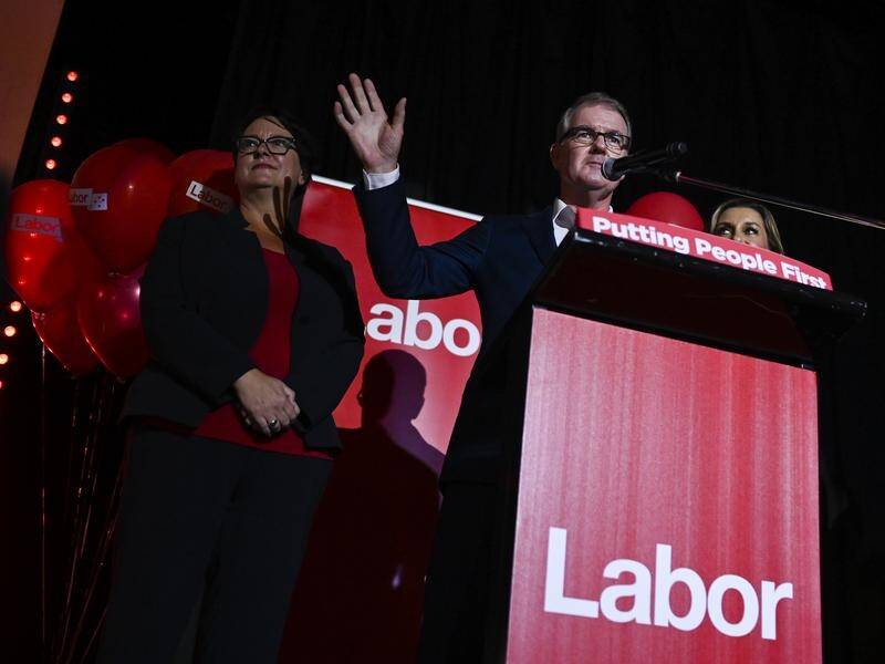 Federal parties are looking for lessons in NSW leader Michael Daley's loss in the state election.