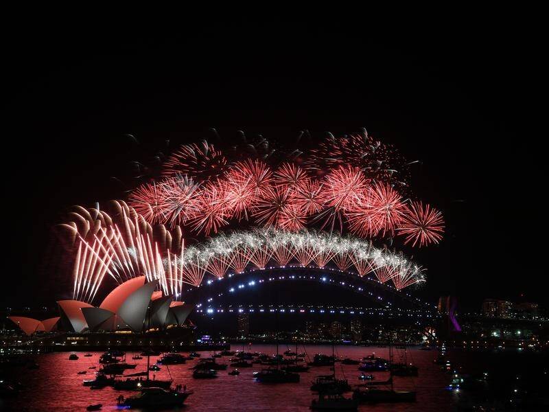 Police are happy with the behaviour of Sydney crowds who gathered to ring in the new year.