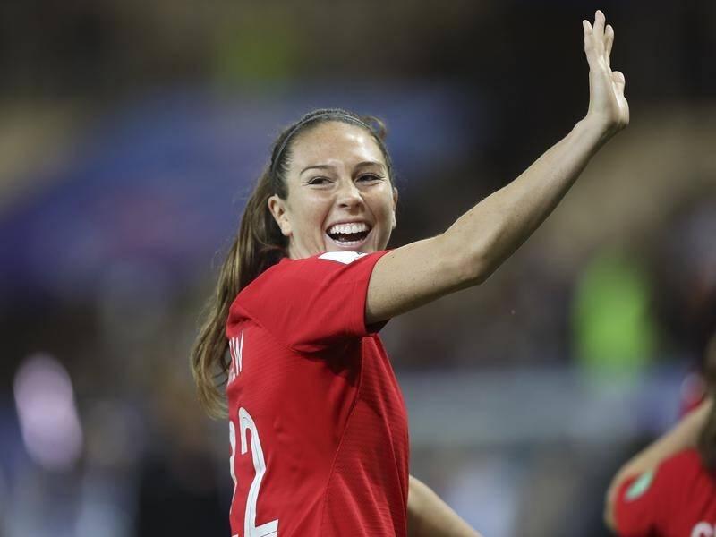 Canadian international Lindsay Agnew has signed for defending W-League champions Sydney FC.
