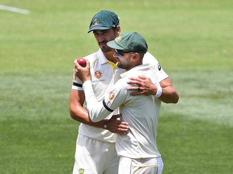 Bowler Mitchell Starc (L) is being backed to return to his fiery best in the 2nd Test against India.