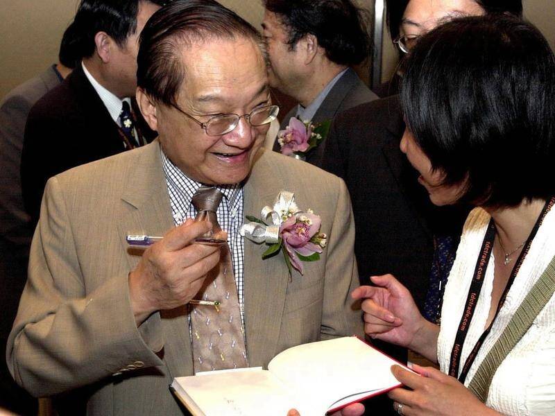 Martial arts novelist Louis Cha dies