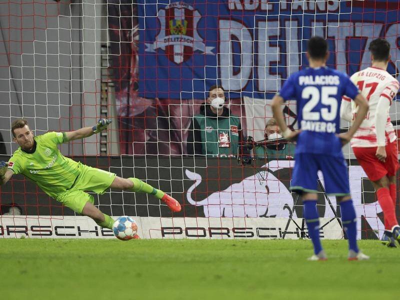 Leipzig's 3-1 home defeat by Leverkusen featured this Dominik Szoboszlai penalty miss.