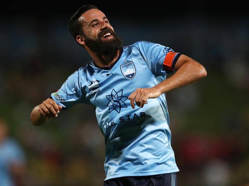 Sydney FC great Alex Brosque has announced he will retire at the end of this A-League season.