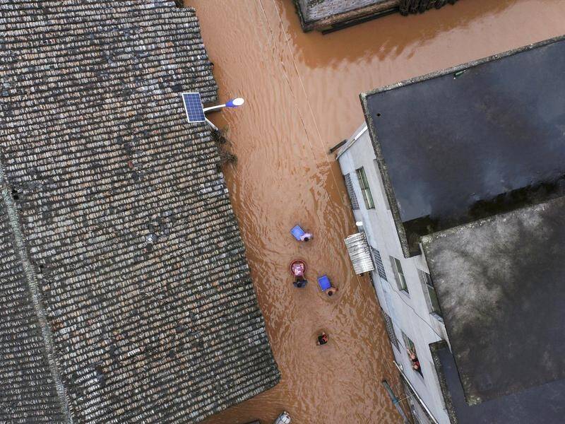 Heavy rainfall has caused flooding in eastern China's Jiangxi province.