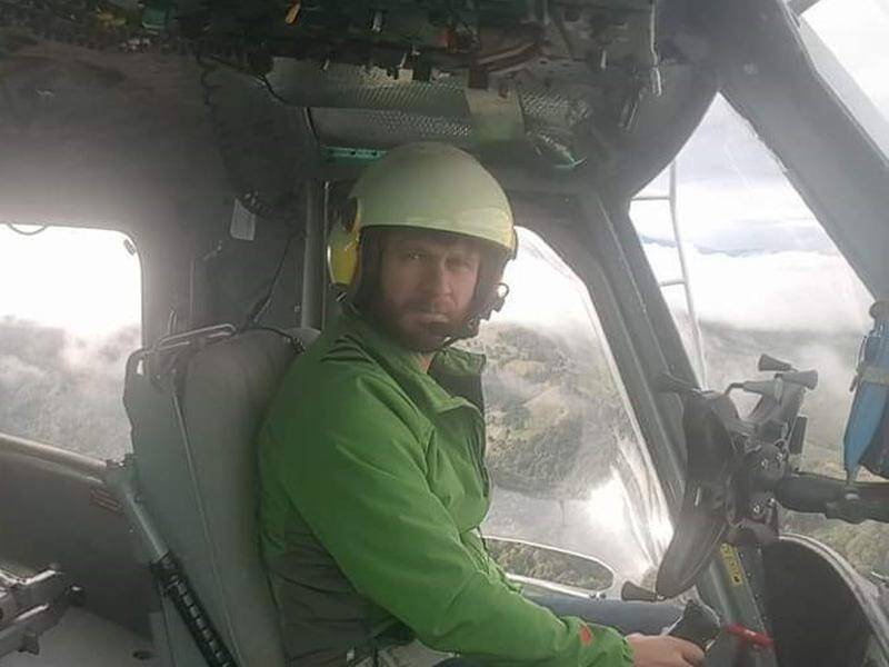 NZ firefighter Ian Pullen died after coming to Australia to help battle raging NSW bushfires.