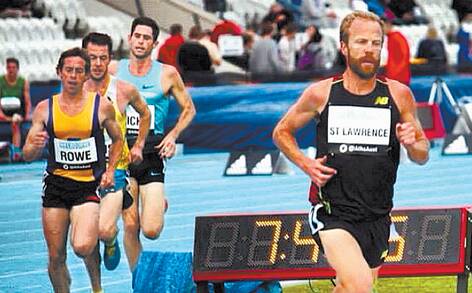 (Right) Bullaburra native Ben St Lawrence, 32, in action in a men's 5km race in Melbourne on March 22. Photo: Patrick Ashkettle.