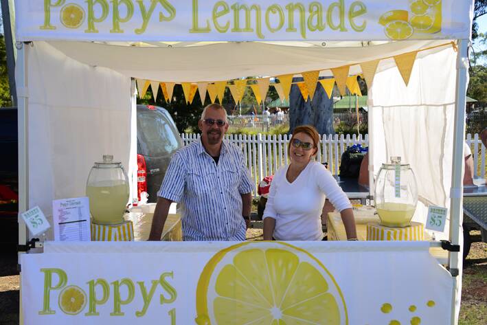 Ian and Trudie serve lemonade at Glenbrook Park. Photo: Ben Pearse, Blue Mountains Lithgow & Oberon Tourism